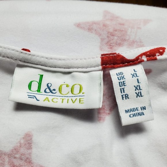 d&co Active White Tee With Red Stars, Pockets, and Side Slits - NWOT Sz L - Picture 7 of 8
